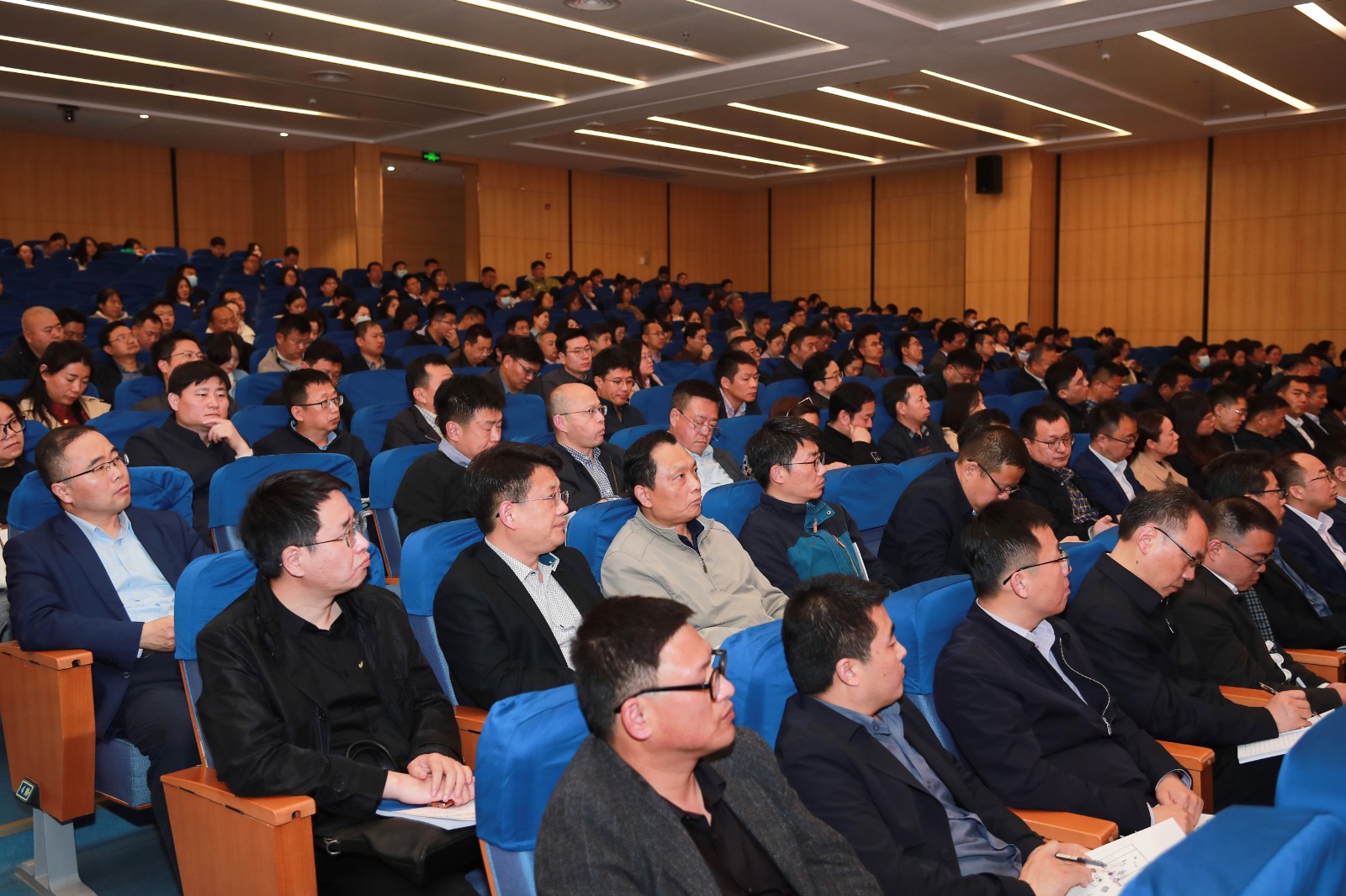 1713516796984977.jpg 1713516796984977.jpg