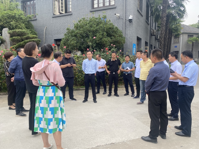 1696655643425153.jpg 2-1.jpg