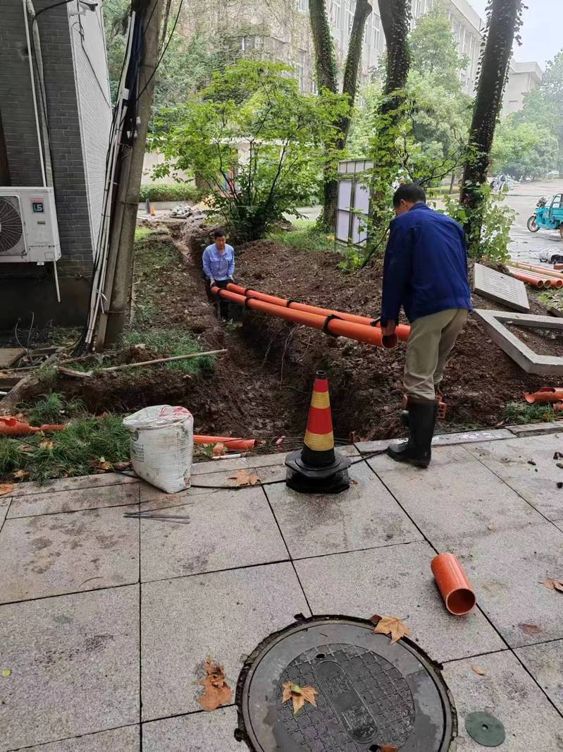 1696655705443779.jpg 3-1.jpg