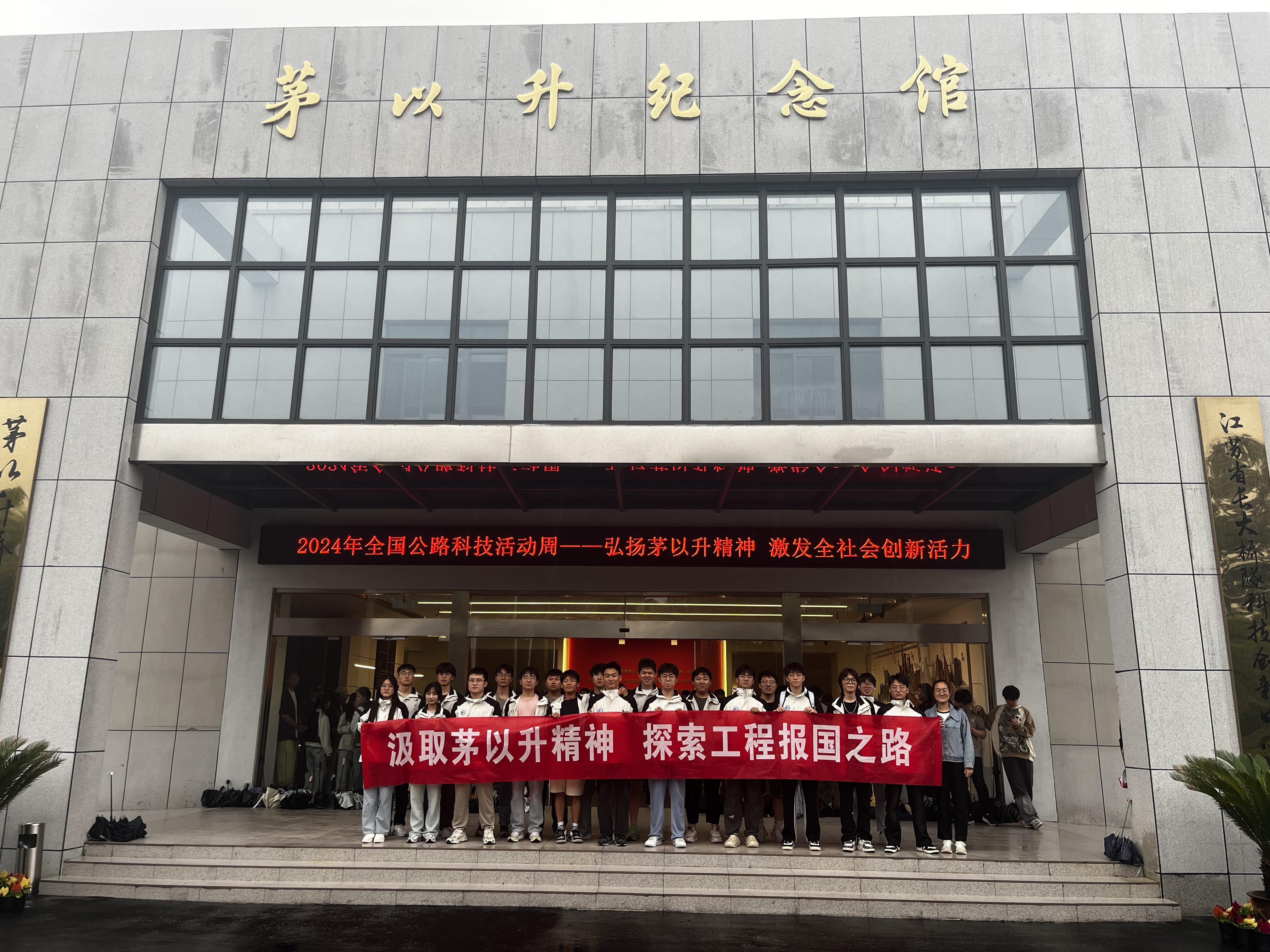 1717126418349169.jpg 1717126418349169.jpg