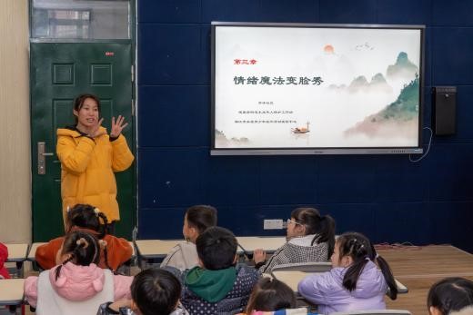 1735558446663302.jpg 1735558446663302.jpg