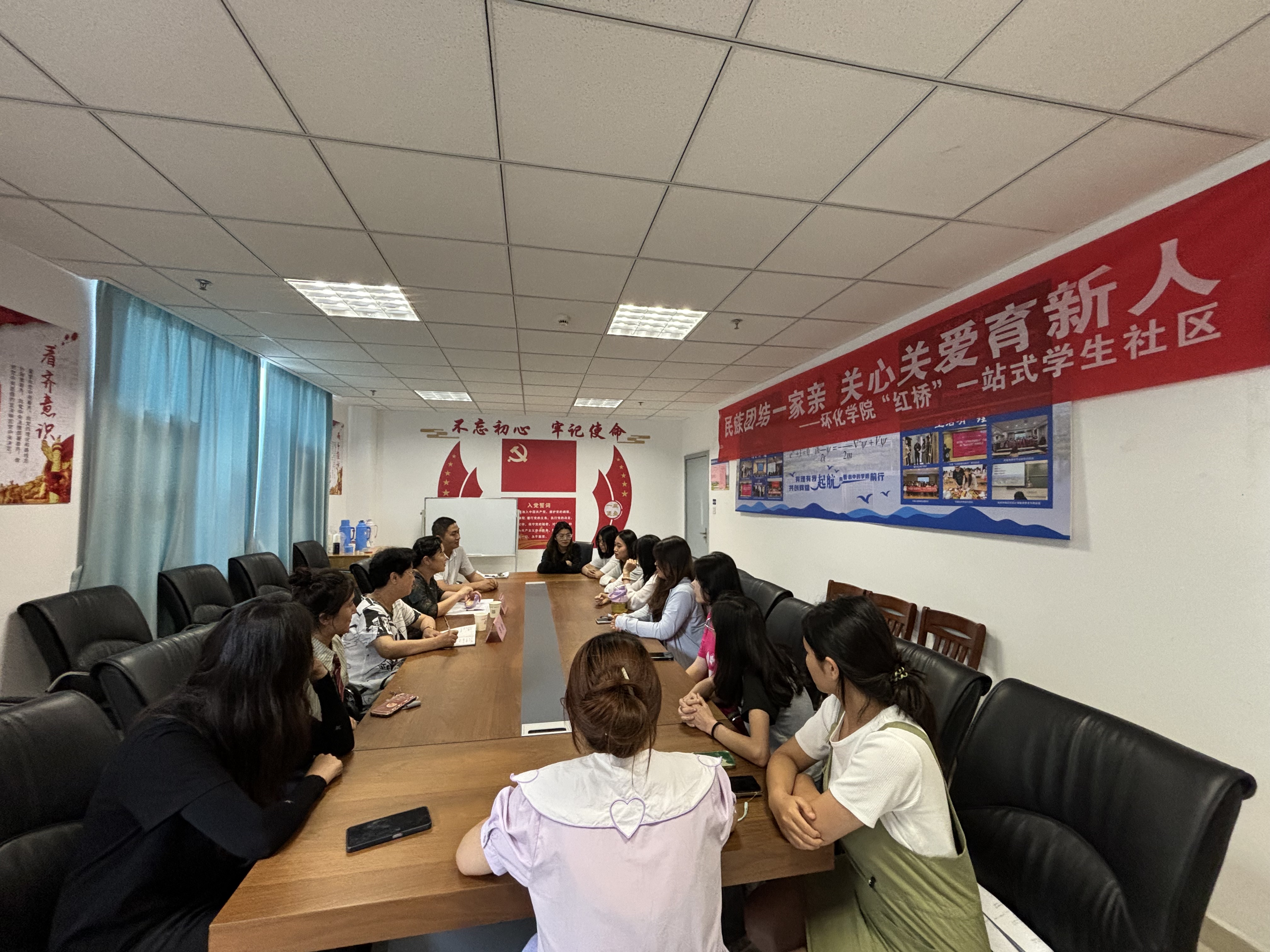 1718326344269576.jpg 6C5B7B395C25083A5338FA9B7E8C1433.jpg