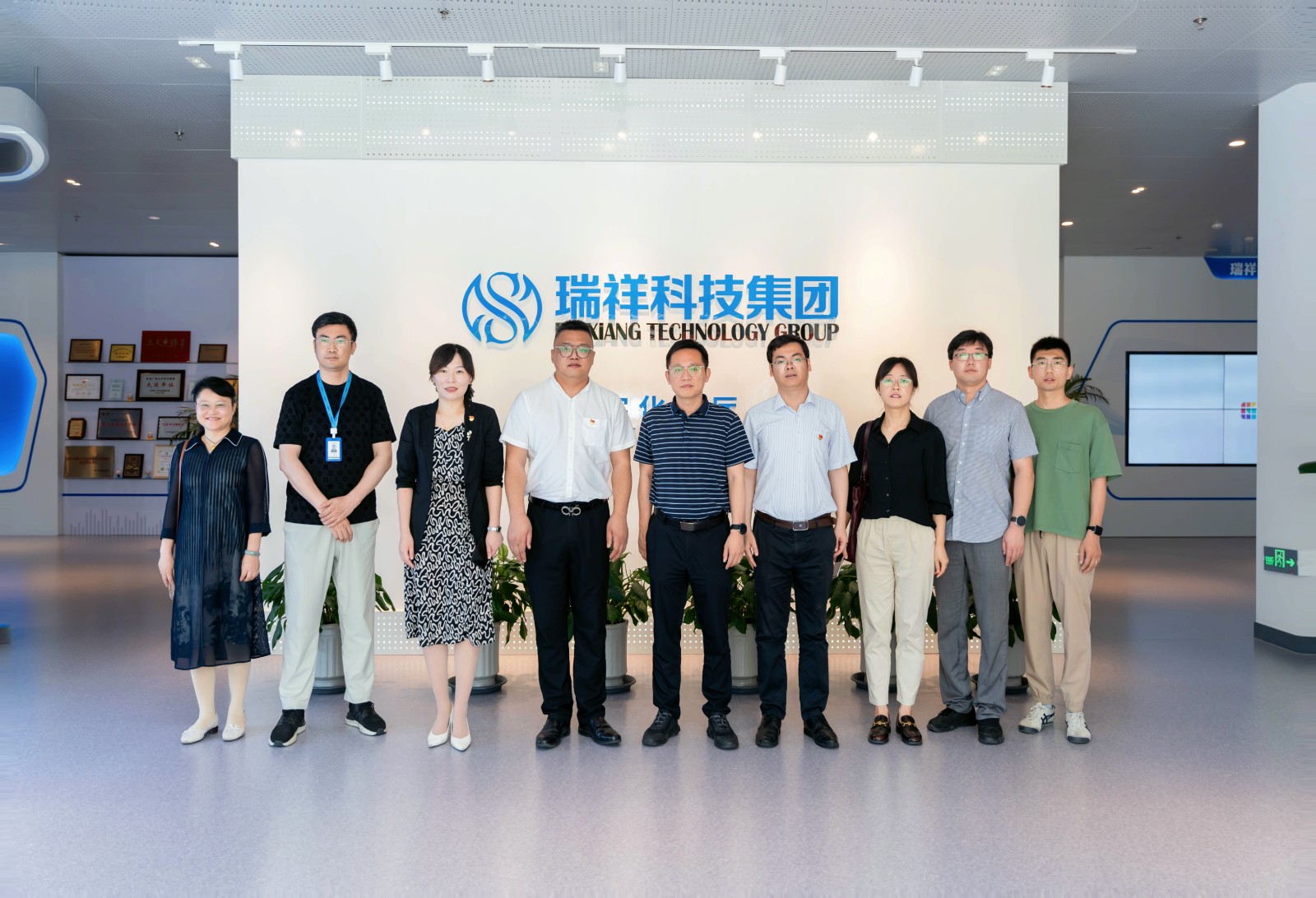 1718249100888400.jpg 1.jpg